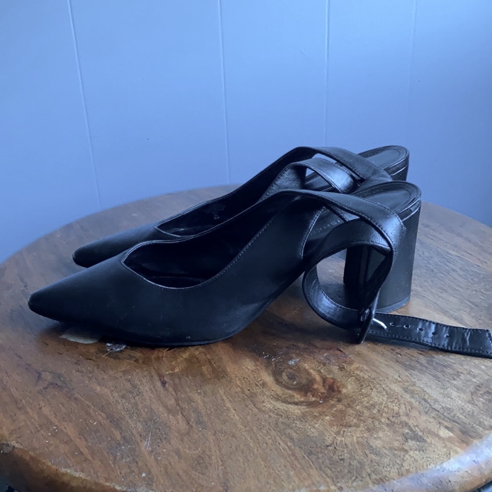 Marc Fisher Block Heel Ankle Strap Pump sz 9.5 - Picture 2 of 7